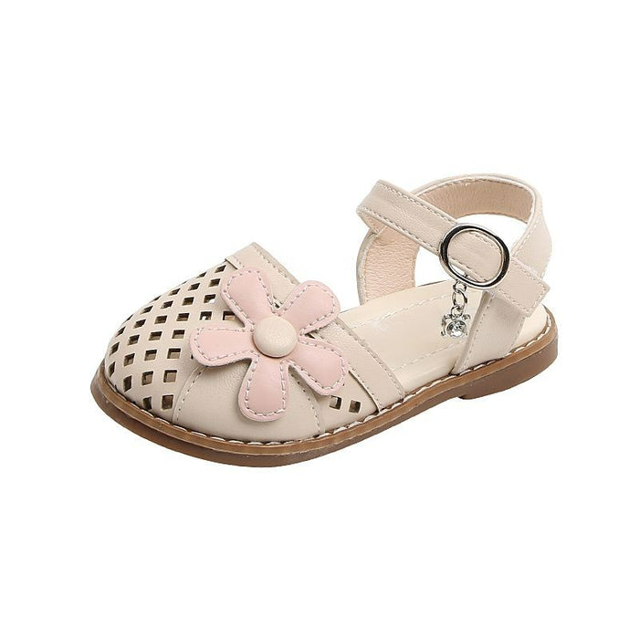 Cut Out Pattern Soft Soled Anti Slippery Sandals