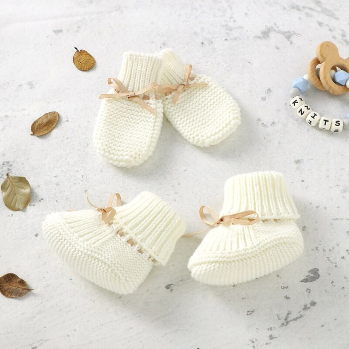 Knitted Shoes and Gloves Set For Newborn