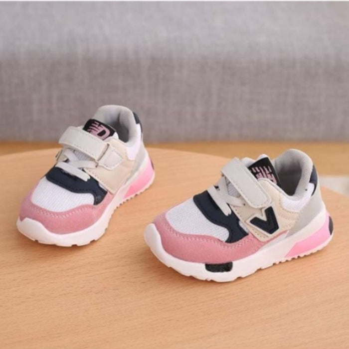 Fashionable Kid's Sneakers